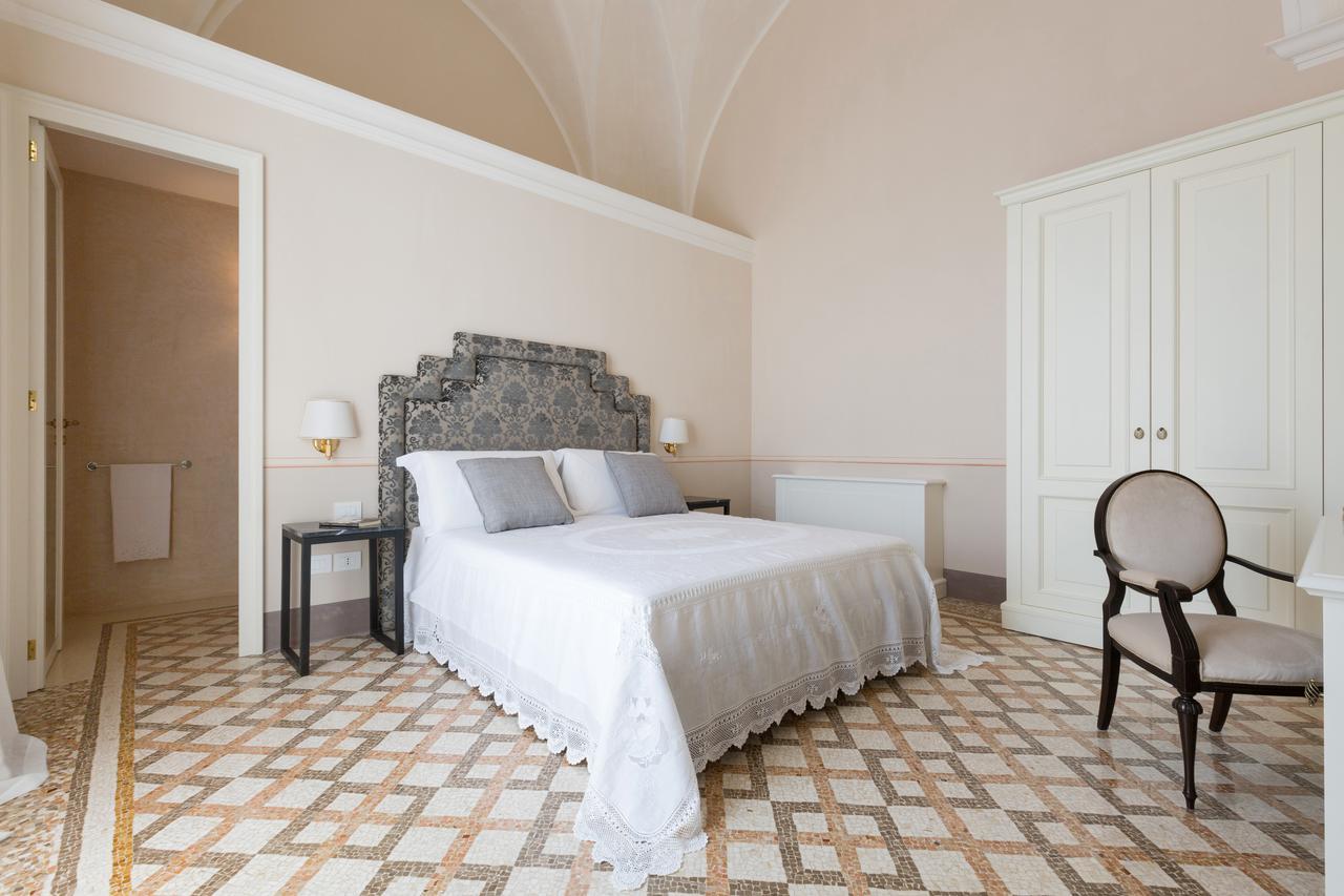 Palazzo Fasti Bed & Breakfast Casarano Exterior photo
